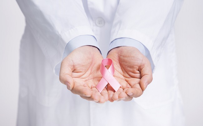 乳がんを見逃さないための検査の種類や頻度