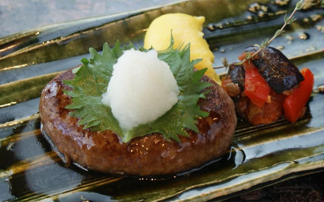 仙台牛炭火焼ステーキ　AZUMANの贅沢ランチ
