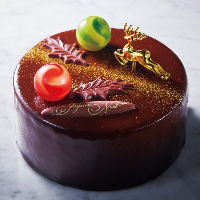 シャトレーゼのクリスマスケーキ2023「プレミアム・ミロワールショコラ」