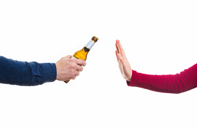 Q.アルコールが入っていないなら、20歳未満でも飲んでいいの？