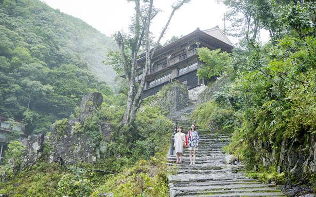 日本一大きな村でのんびり秘境トリップ