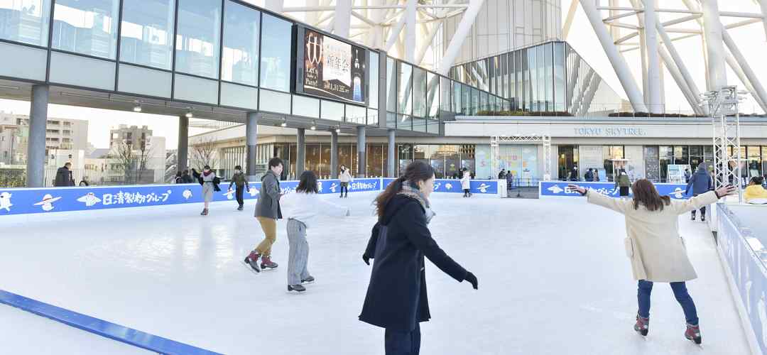 「TOKYO SKYTREE TOWN(R) ICE SKATING PARK 2020」(c)TOKYO-SKYTREETOWN