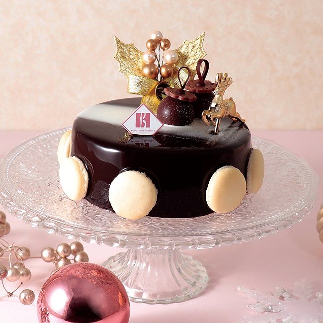 セバスチャン・ブイエのクリスマスケーキ「ノエルオデオン」