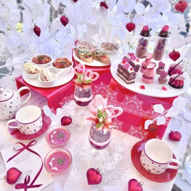 HAUTE COUTURE CAFE「Heart chocolate AfternoonTea」
