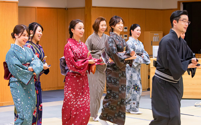 伝統美に感動。“日本舞踊”体験レポート