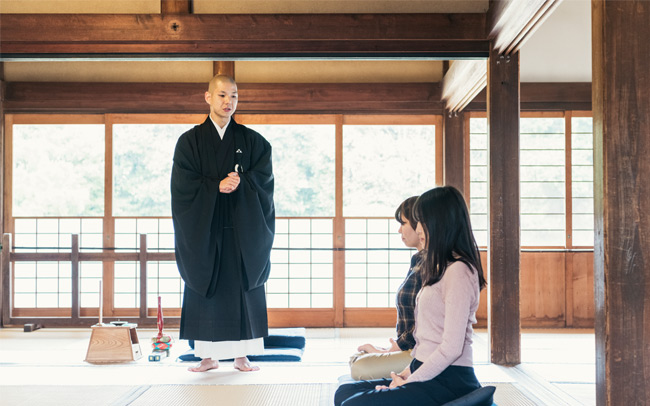 北鎌倉で、心をリセットする座禅体験