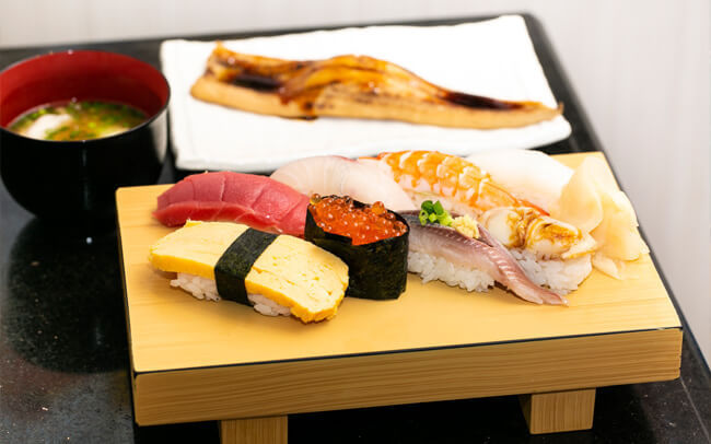 Echika池袋限定！540円の寿司ランチセット