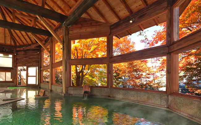 関東近郊の紅葉がきれいな温泉宿