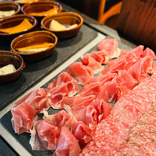 ハイアット セントリック 銀座 東京「NAMIKI667」　Weekend Brunch Buffet