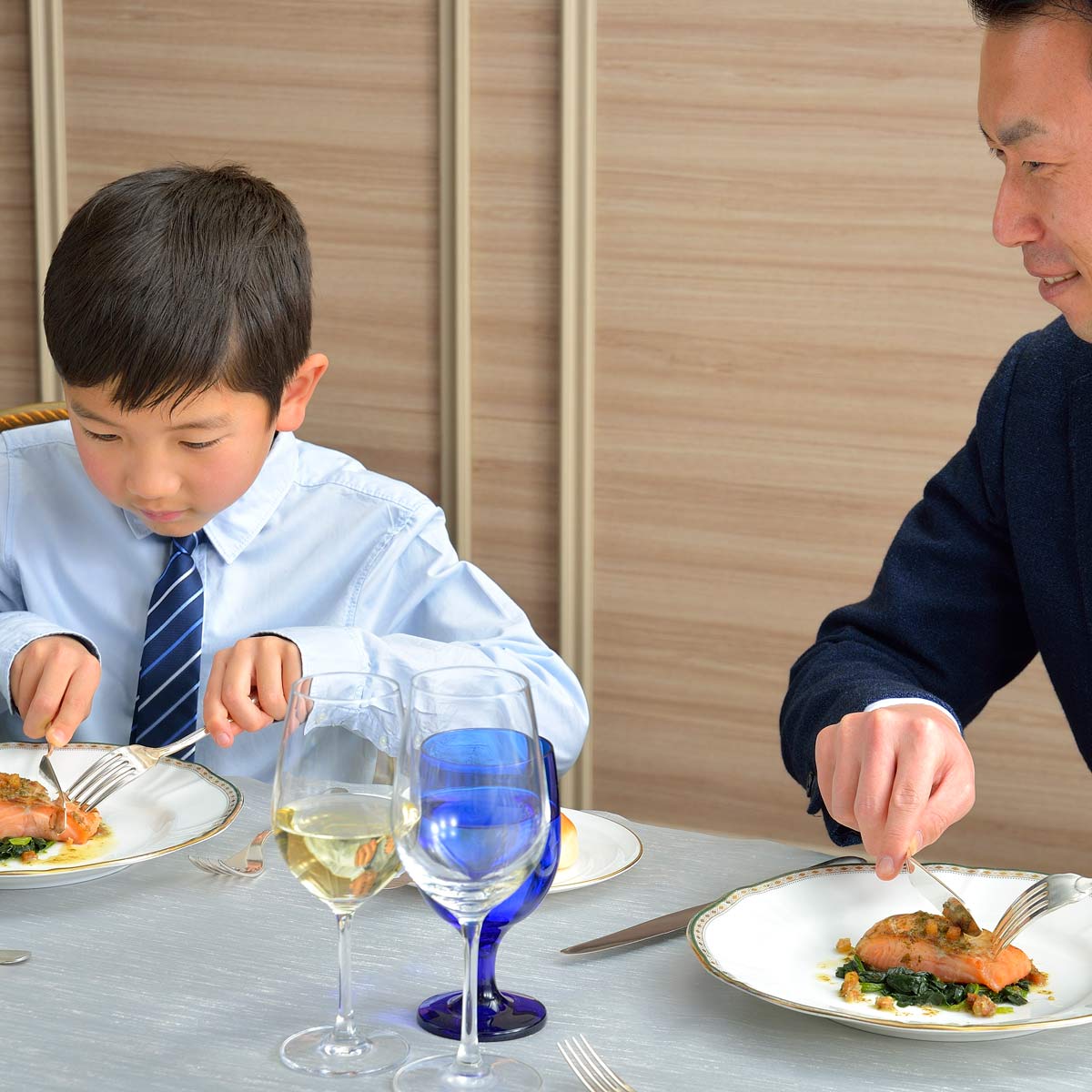 ホテル椿山荘東京「夏休み 家族で楽しむテーブルマナー教室」