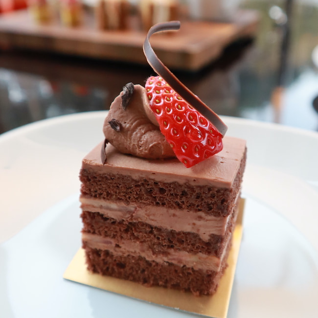 東京マリオットホテル「Strawberry & Bean to bar Chocolate Afternoon Tea」