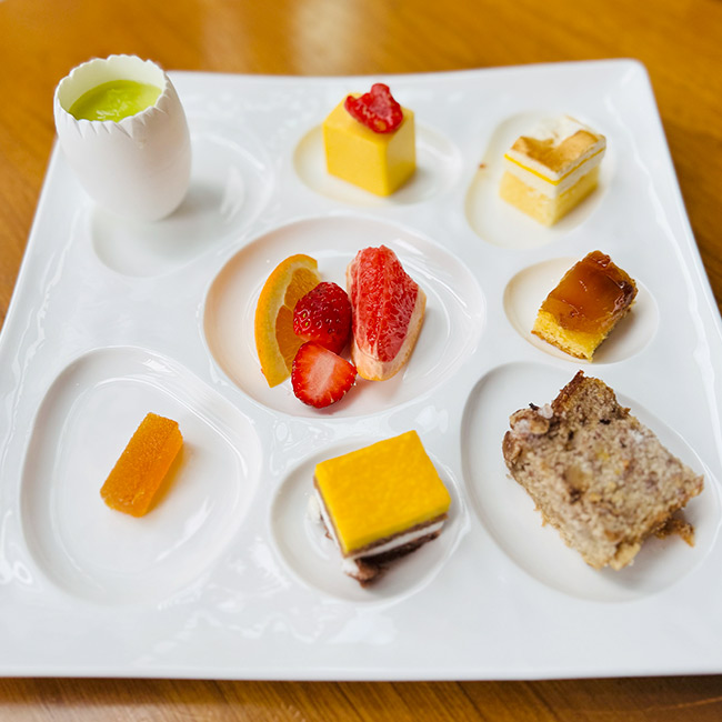 XEX日本橋メロン食べ放題＆イタリア料理ランチビュッフェ　スイーツ