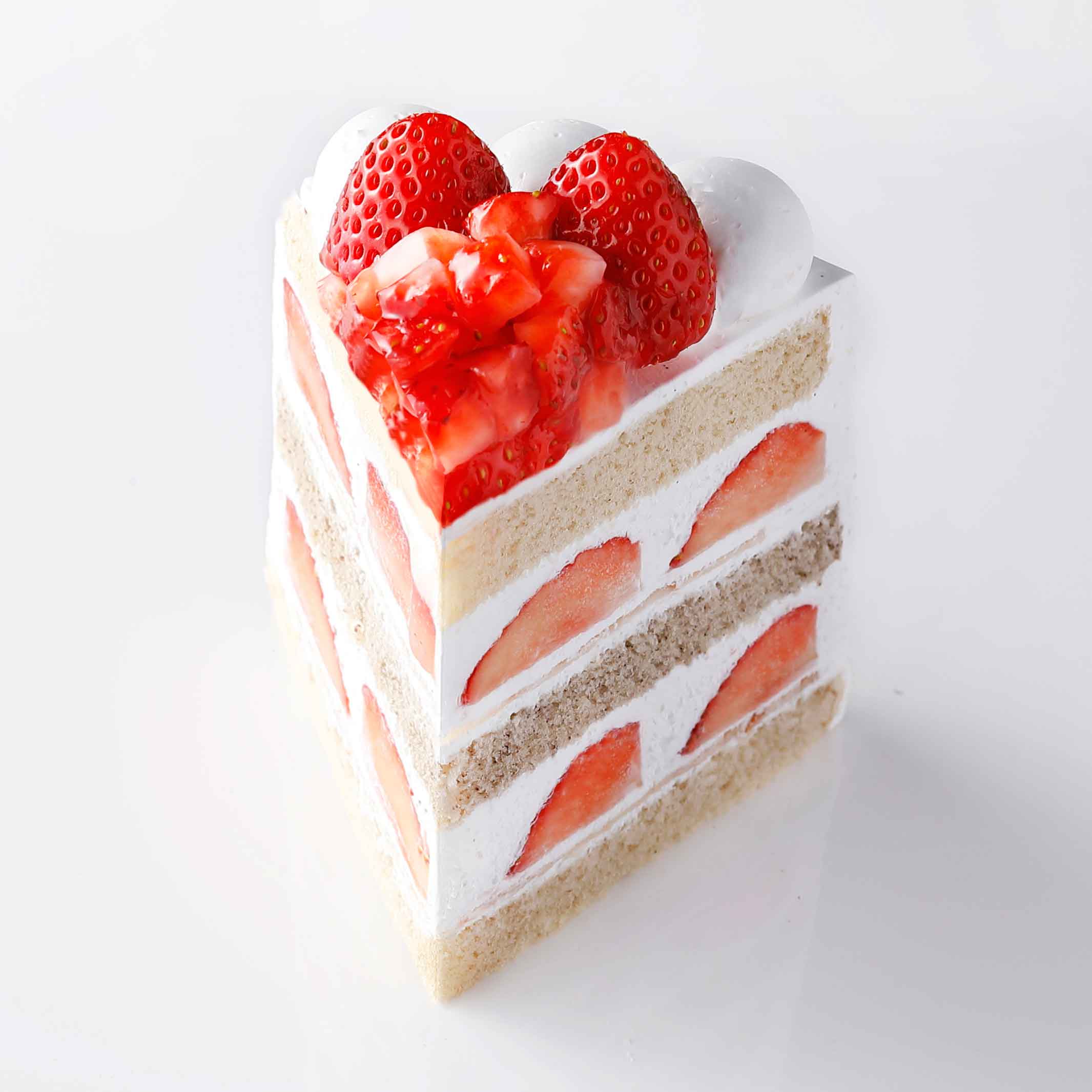 ホテルニューオータニ「パティスリーSATSUKI」のショートケーキの魅力２