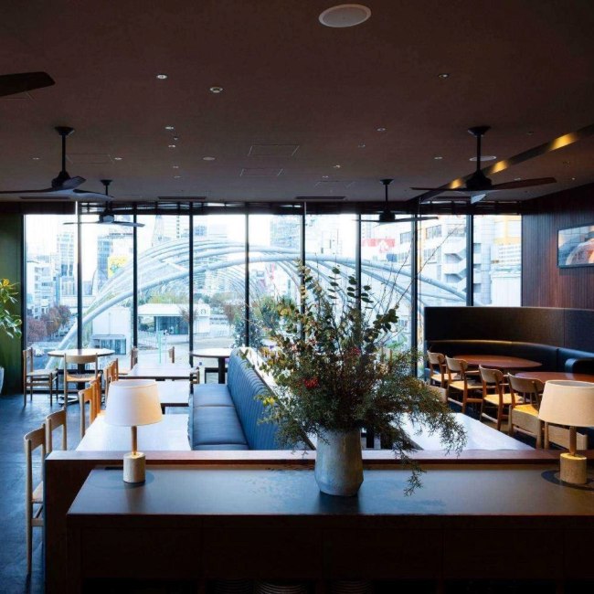 TWELVE ON THE PARK BAR ＆ GRILL