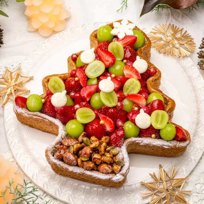 キル フェ ボンのクリスマスケーキ「～タルトプレミエ～ クリスマスツリーのタルト」