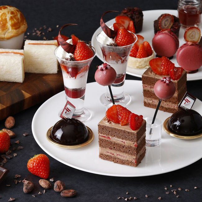 Lounge ＆ Dining G「Strawberry & Bean-to-bar Chocolate Afternoon Tea」