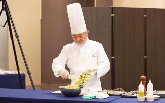 セミナー第2回  中村勝宏さんによる料理教室