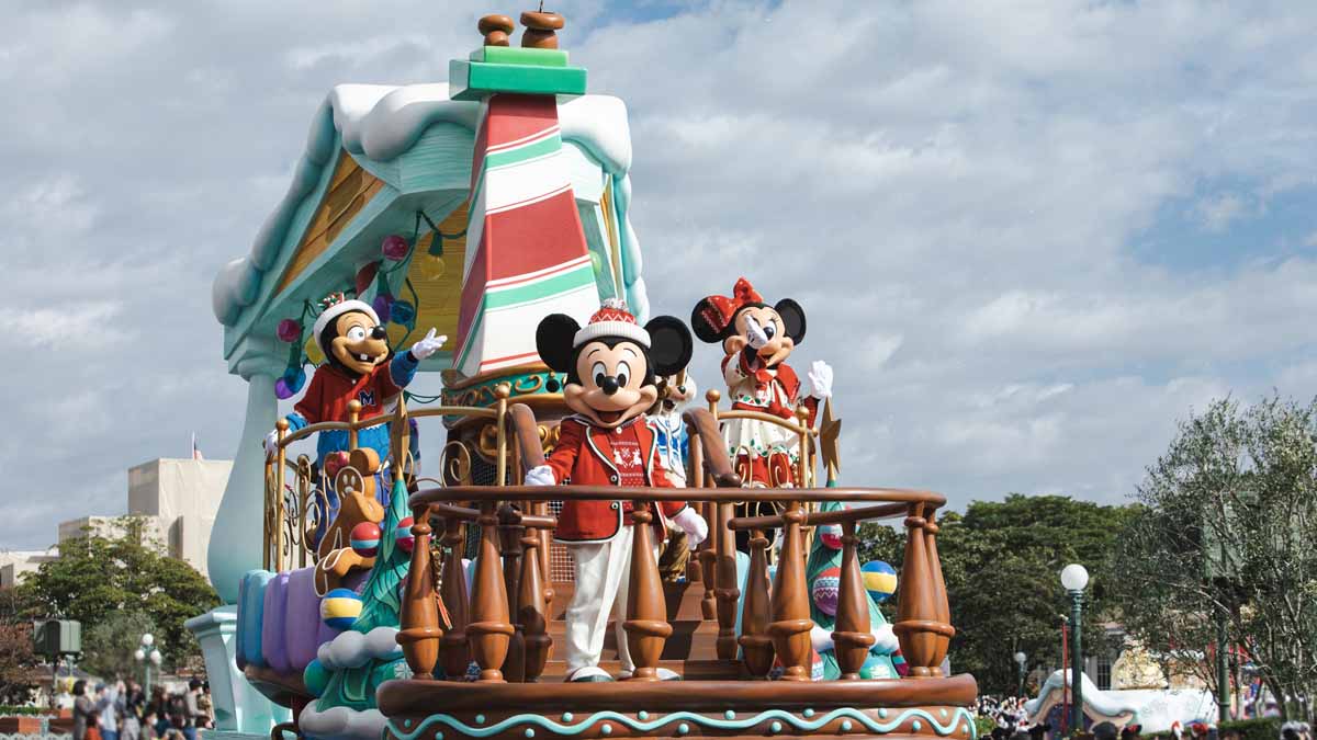3年ぶりにパレードが復活！「ディズニー・クリスマス」～東京ディズニーランド編～ディズニー研究家吉田さんの体験レポート