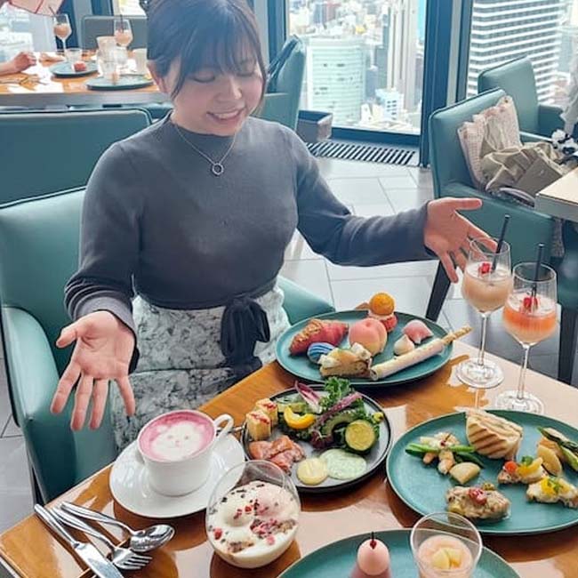 コンラッド大阪「Craft Your Parfait」ピーチ＆ヨーグルトスイーツビュッフェ　体験レポート