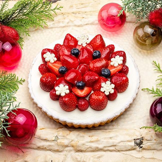 キル フェ ボンのクリスマスケーキ「ブルターニュ産“ルガール”クリームチーズとイチゴのタルト」