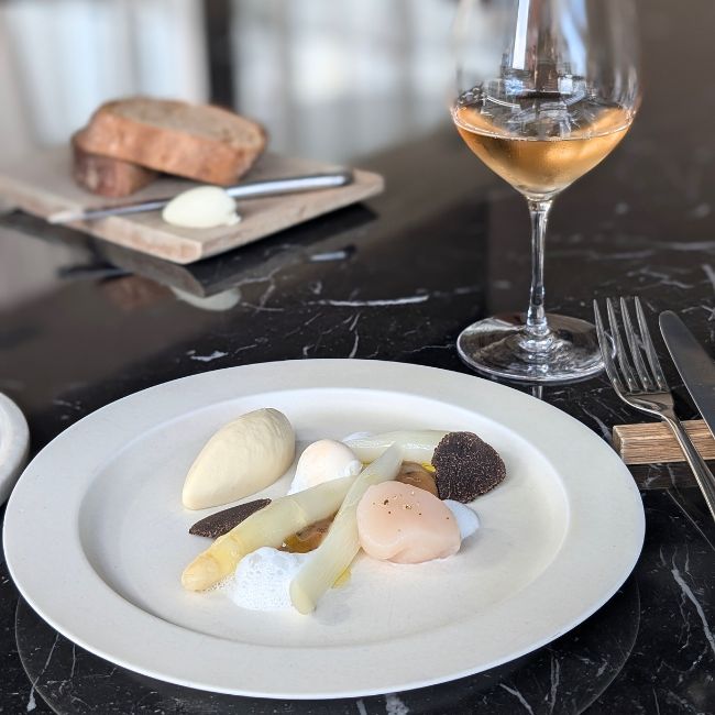 「Orby Restaurant」でフレンチランチ