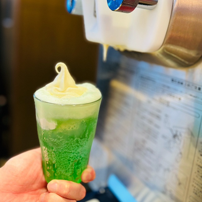 ヴィラフォンテーヌ グランド 東京有明　ディナービュッフェ「春色食彩フェア」　ソフトクリーム