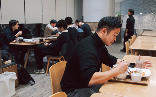 メトロミニッツ、東京、サラリーマン