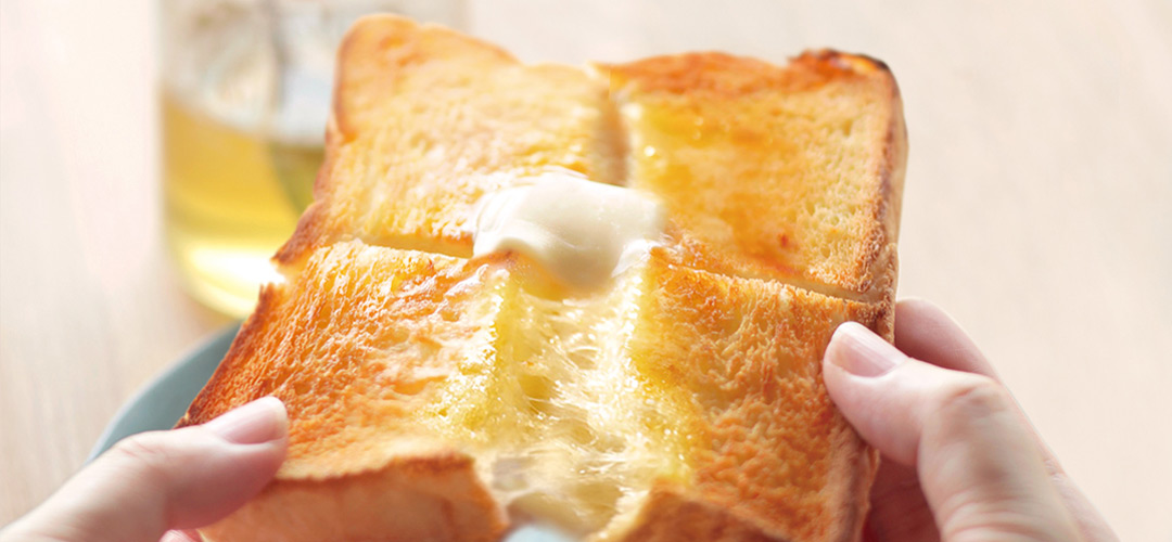朝食パン派の人必見！焼きたてパンがもっとおいしくなるトースト専用アイテム3選