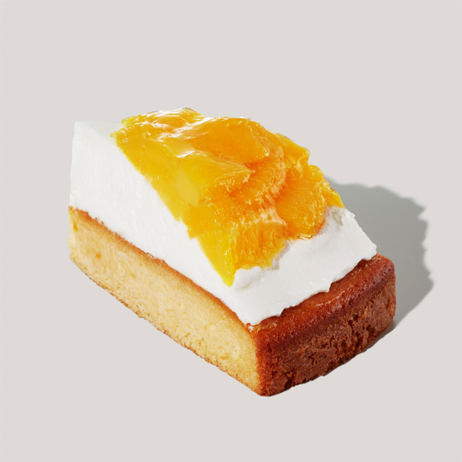 オレンジ＆マンゴーのケーキ（525円）