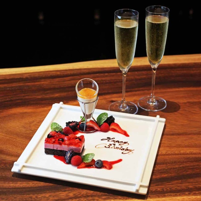 The Kitchen Salvatore Cuomo GINZA／いちご＆抹茶ビュッフェ＋薪窯ナポリピッツァでお祝い