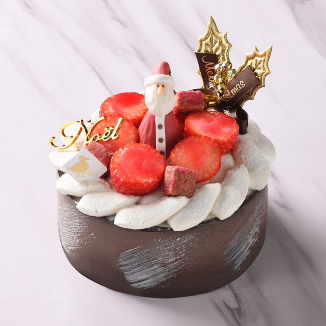 銀座三越のクリスマスケーキ2023「バニラといちごとムースショコラ」