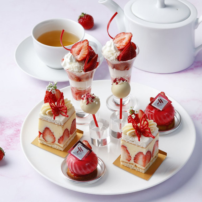 東京マリオットホテル「HARUMEKU Afternoon Tea -Strawberry × White Chocolate-」