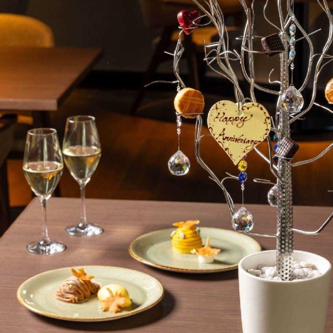 JAM17 DINING／HOTEL GROOVE SHINJUKU, A PARKROYAL Hotel（新宿）／ライブ感を兼ね備えた都会的な空間