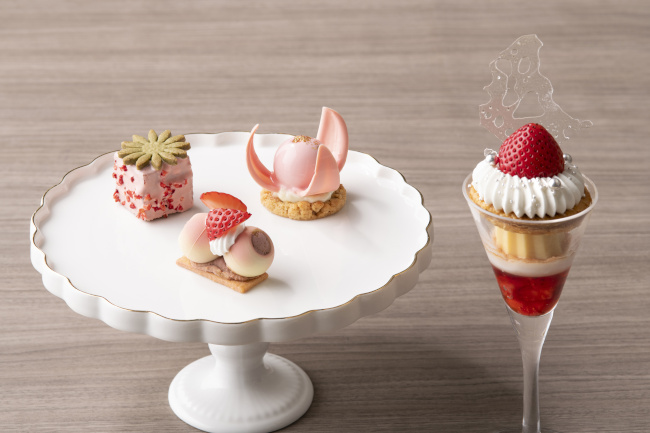 ヒルトン東京ベイ「Strawberry Afternoon Tea」