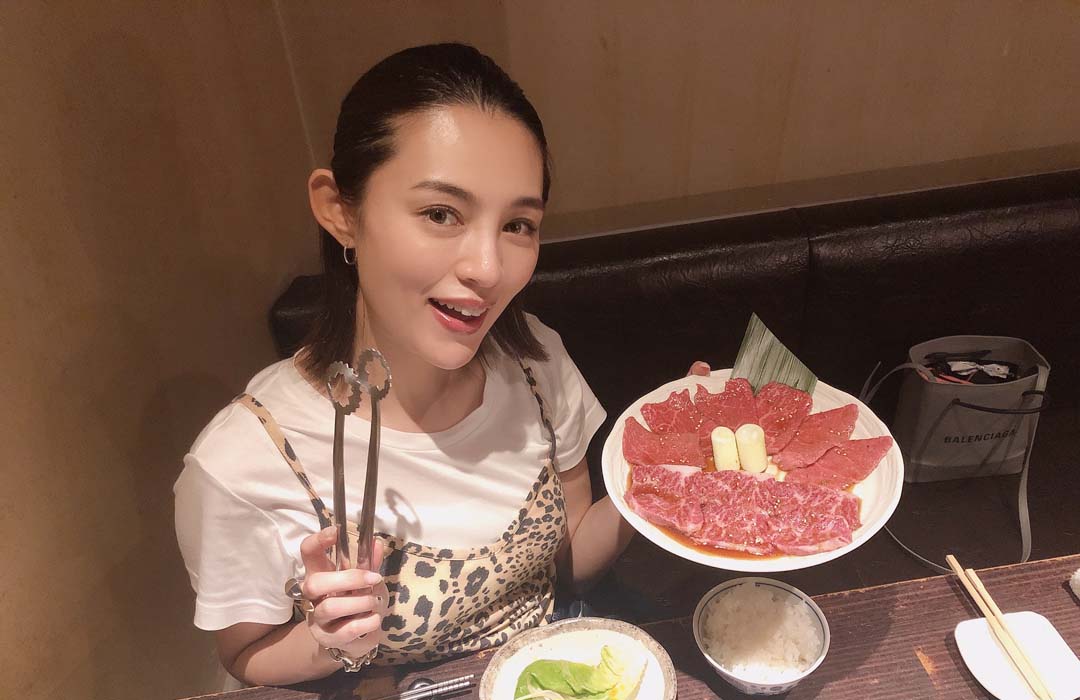 モデル・渡辺知夏子さんが おいしく食べるヒントを大公開。幸せをくれる、焼肉の楽しみ方とは？