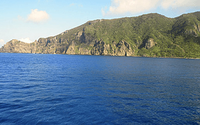 小笠原諸島の母島は、東京から船で片道26時間の場所にある自然豊かな地