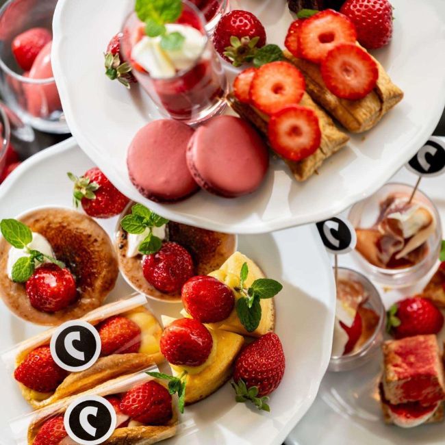 THE COSMOPOLITAN「ストロベリーアフタヌーンティー」