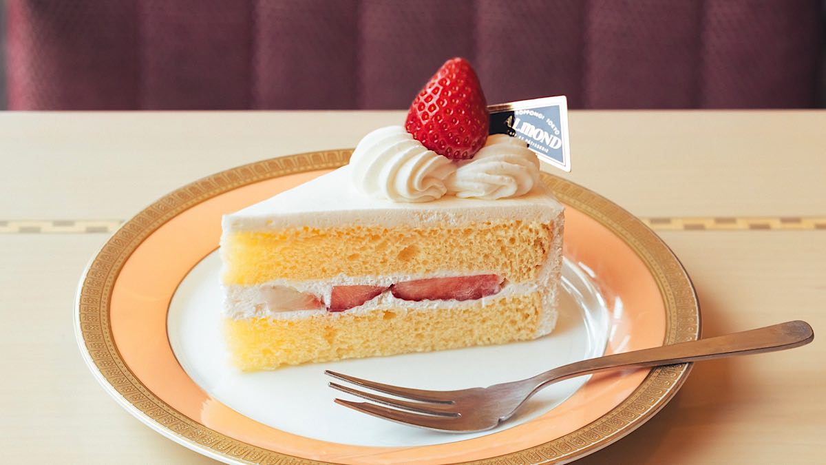 六本木「アマンド」のショートケーキ【ショートケーキ図鑑】