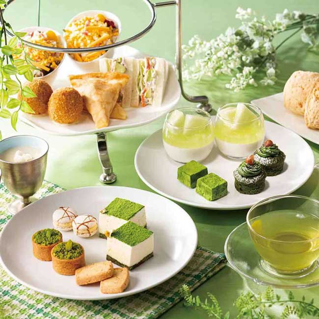京王プラザホテル「抹茶とフルーツの新緑アフタヌーンティー」