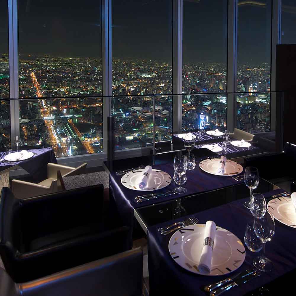 【レストラン ZK／大阪マリオット都ホテル （ジーケー）】日本一の超高層ビル57階で楽しむ、天空のナイトビュー