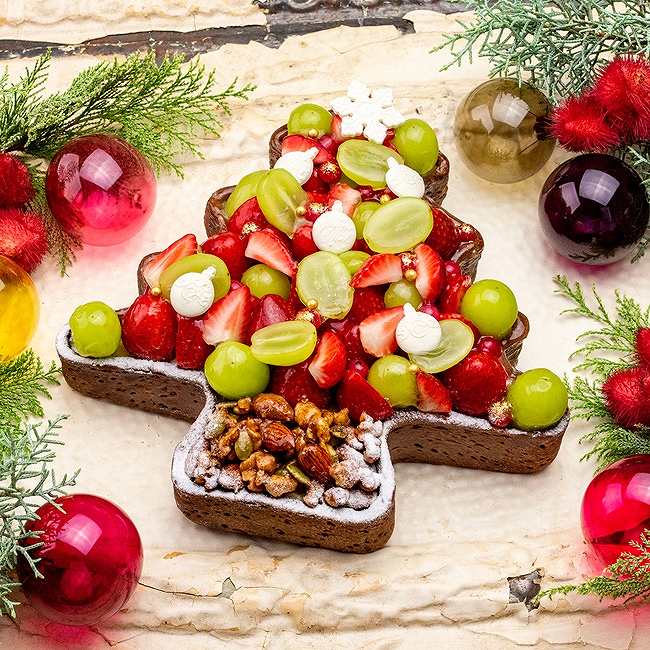 キル フェ ボンのクリスマスケーキ「～タルトプレミエ～クリスマスツリーのタルト」