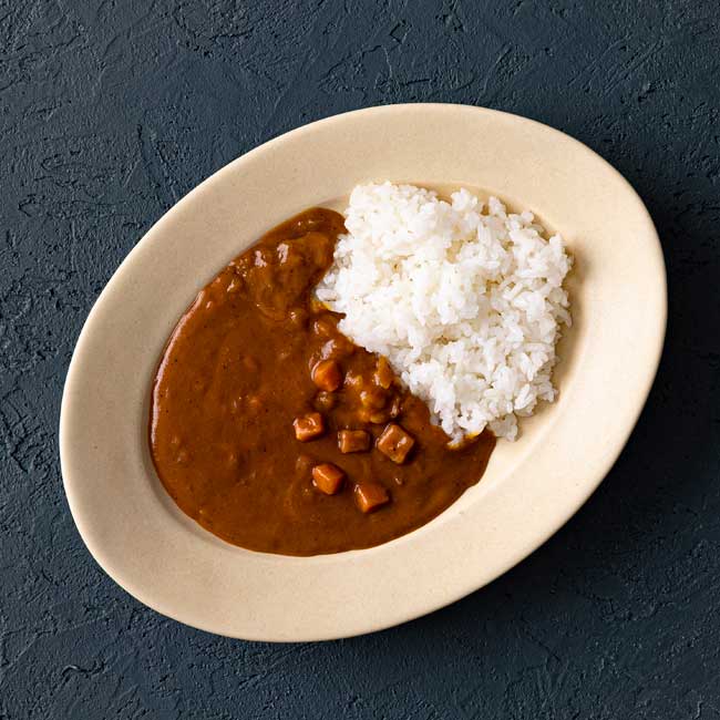 風と光「有機ヴィーガンレトルトカレー野菜」（605円）