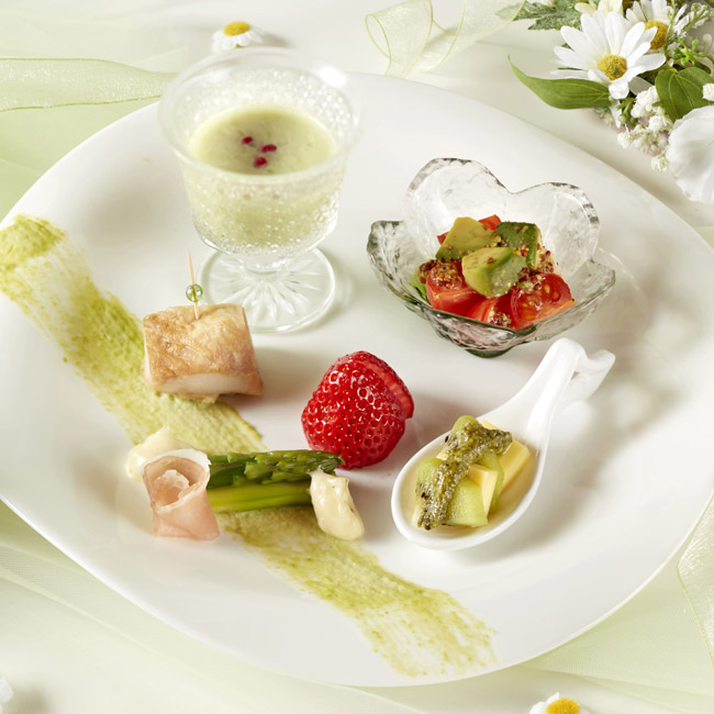 新宿プリンスホテル「Strawberry Afternoon Tea ～Spring Garden～」