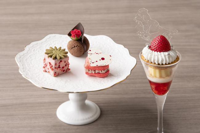 ヒルトン東京ベイ「Strawberry×Chocolate Afternoon Tea」