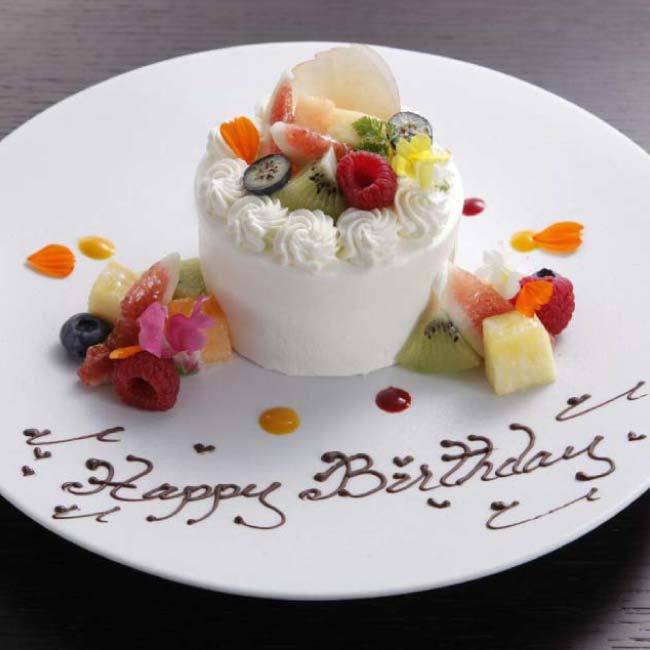 THE GRAND 47（ザ グラン フォーティーセブン）／THE GRAND GINZA（銀座）／メッセージ付きケーキでお祝い