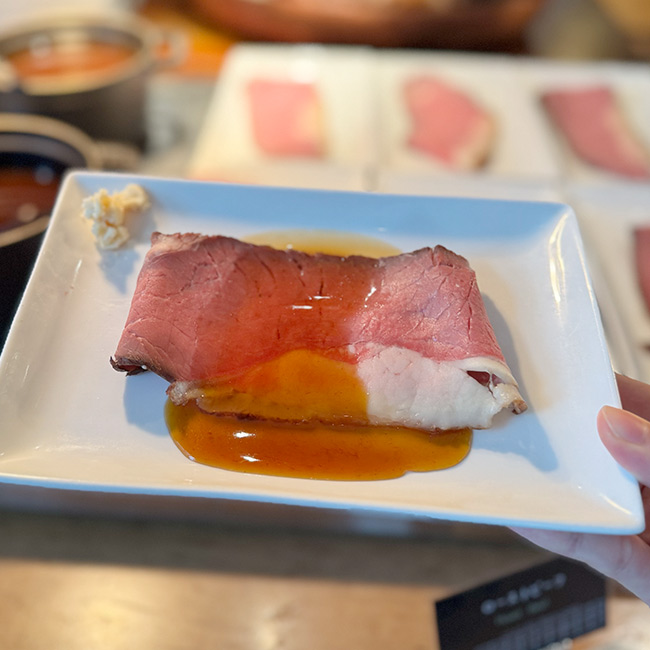 XEX日本橋メロン食べ放題＆イタリア料理ランチビュッフェ　ローストビーフ
