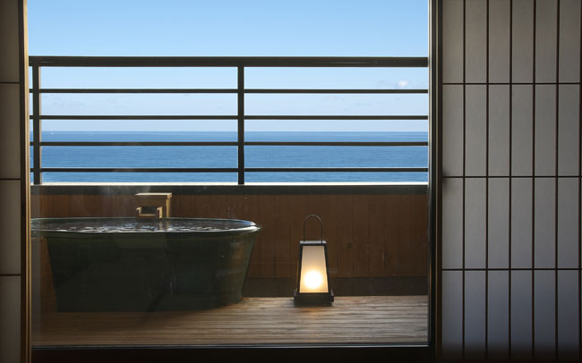 広がる絶景。海が見える露天風呂付き客室