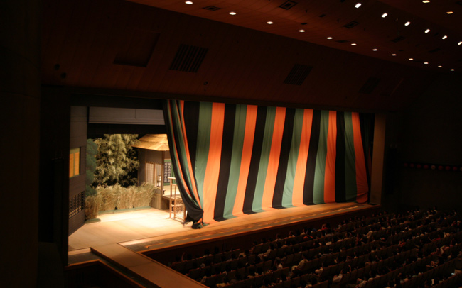 国立劇場 令和2年初春歌舞伎公演『菊一座令和仇討』