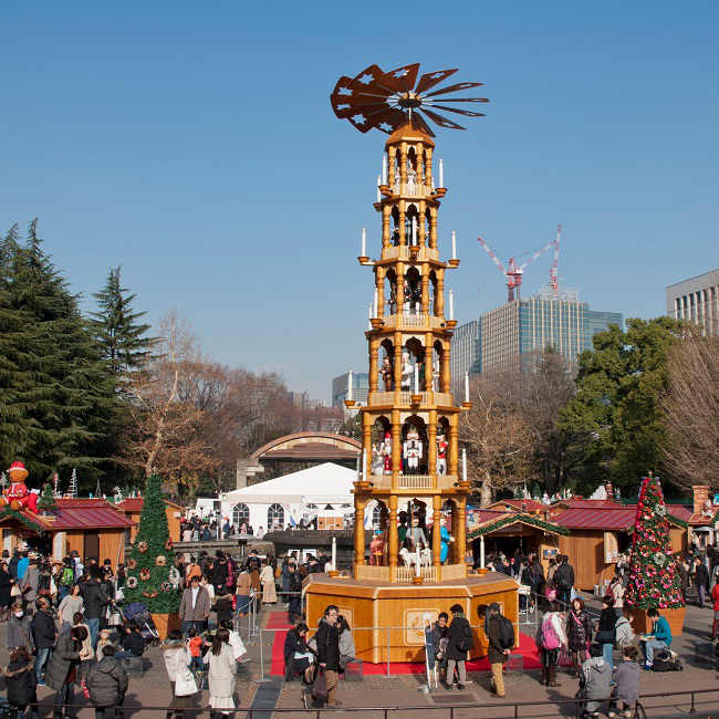 【2位】ドイツから巨大なクリスマスピラミッドも！日比谷公園の「東京クリスマスマーケット 2018」